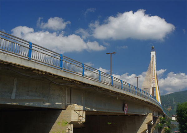 江西304不锈钢桥梁护栏：安全、耐用与美观的完美结合